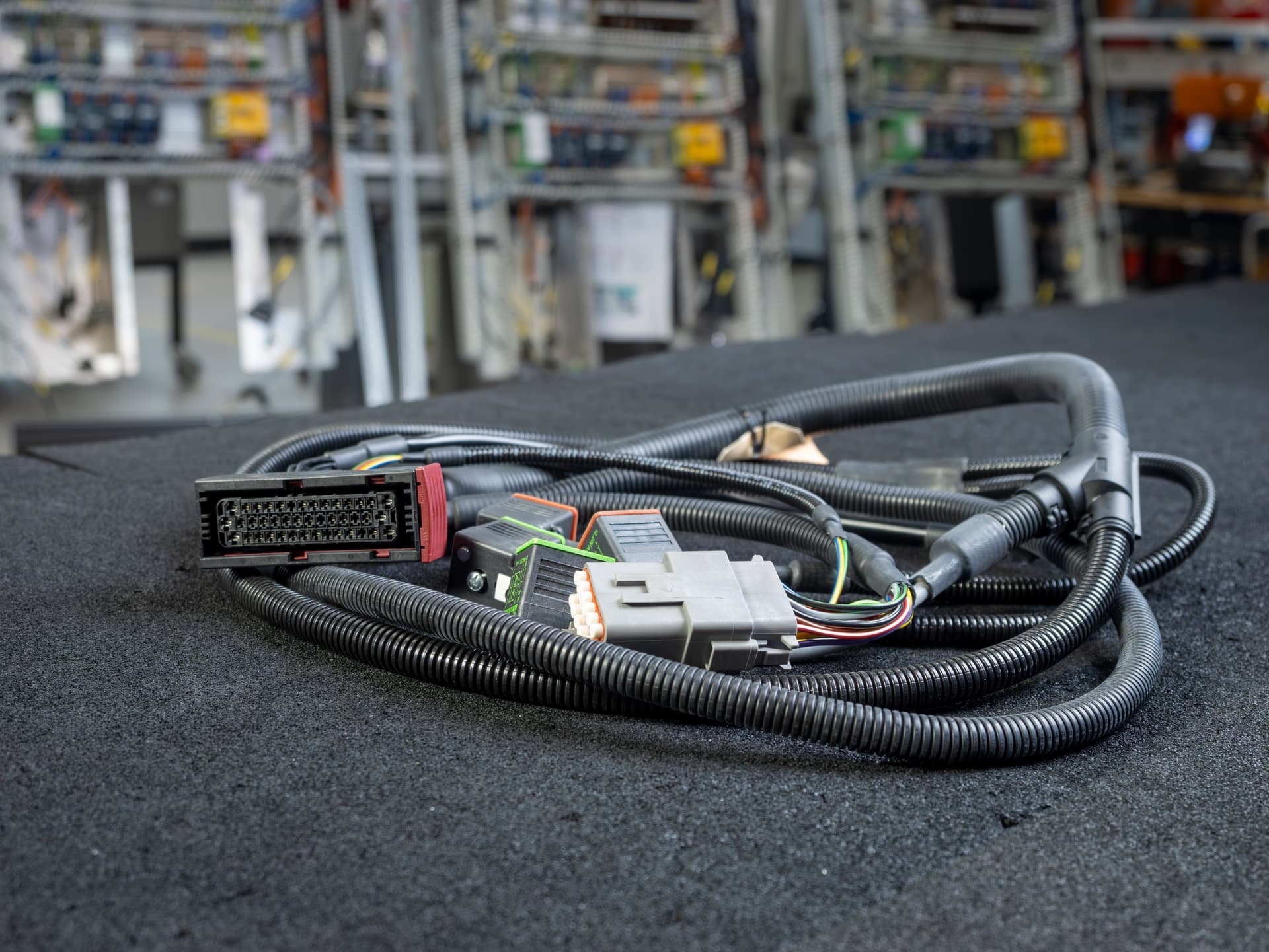 Kabelkonfektion bei IMW